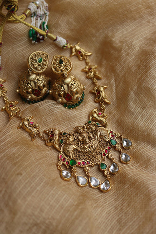 Lakshmi Haathi Jadau Close Neck set