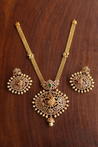 Peacock Pearls Pendant Set