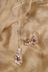 Kundan Droplets Pendant Set