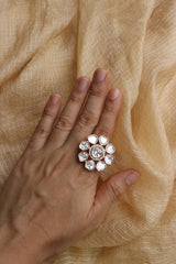 Kundan Flower Bud Finger Ring