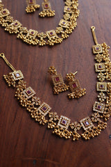 AD Squares Close Neck Set