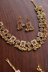 AD Squares Close Neck Set