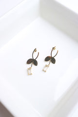 Leaf Stone Earrings