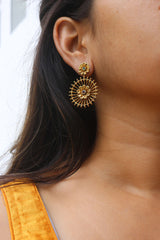 Small Spokes Flower Earrings