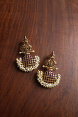 Cluster Pearls Lakshmi Haathi Chaandbalis