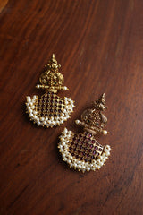 Cluster Pearls Lakshmi Haathi Chaandbalis