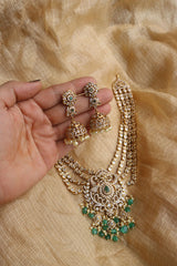 AD 4 Line Pendant Close Neck Set