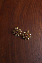 Pearl Ruby Tomb Studs