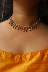 Delicate Paisley Close Neck set