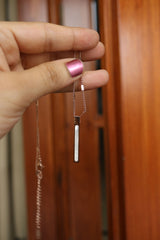 White Marble Bar Short Chain