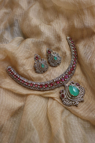 Elegant Ruby AD Pendant Set