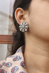 Gunmetal AD Kundan Studs