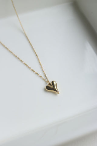 Dainty Heart Chain