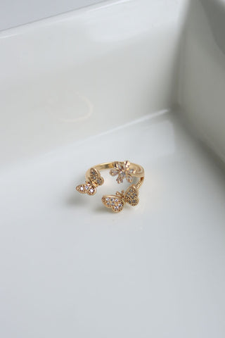 Gold Butterfly Clasp Ring