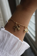 Bow Pearl Bracelet