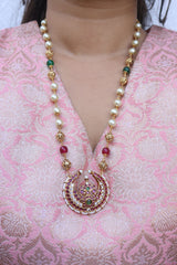 Chaand Pendant Maala Set