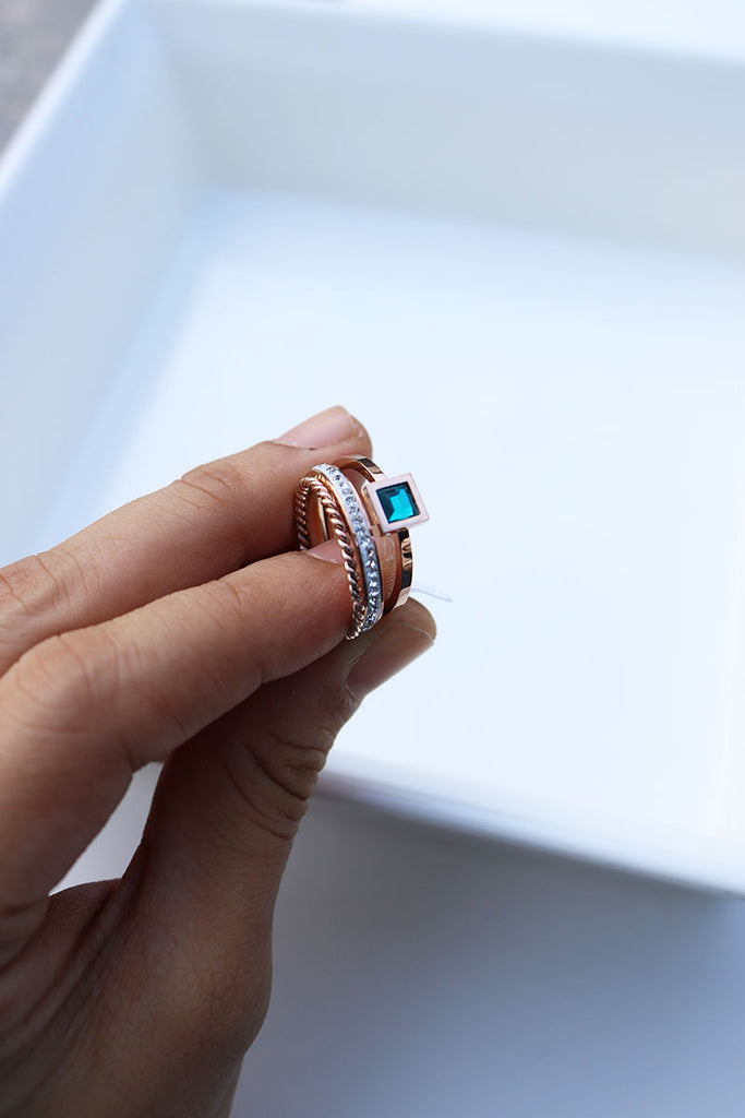 Right Hand Diamond Ring | Find Out Why You Need One with our 5 minute guide  - Willow and Stag