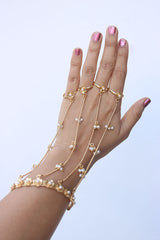 Matte Flower Pearl Kada Haathphool