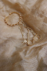 Matte Flower Pearl Kada Haathphool