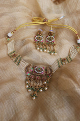 Jadau Kairi Pearls Choker Set