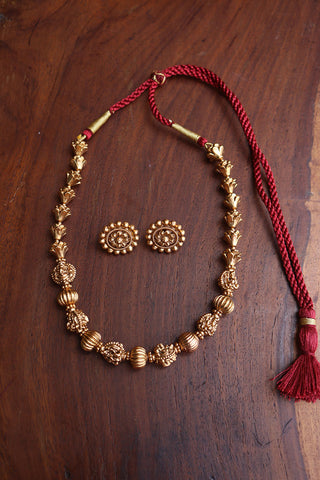 Nakshi Cone Flower Maala Set