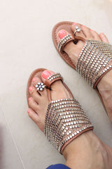 92.5 Silver stone Flower Toe Rings