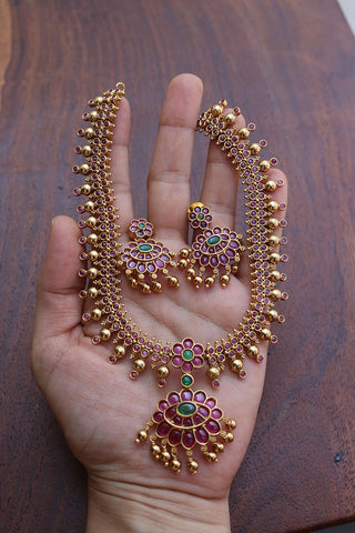 Traditional Ruby Green Flower Set