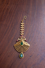 Ornamental Semi Chaand Teeka