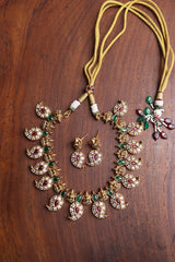 Paisley Lakshmi Kundan Set