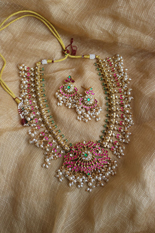 Jadau Kairi Short Guttapusalu Set