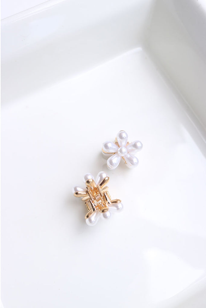 Set of 2 Pearl Small Flower Claw Clips