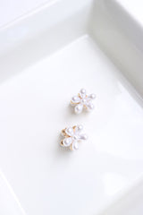 Set of 2 Pearl Small Flower Claw Clips