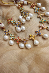 Chunky Pearl Flower Necklace Set