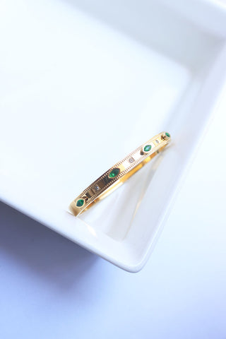 Green stones Leaf Bracelet