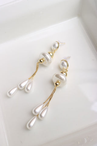 Pearl Sleek Tassel Earrings