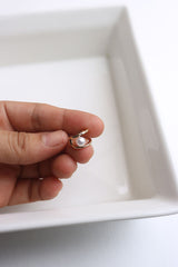 Pearl Ear Clip