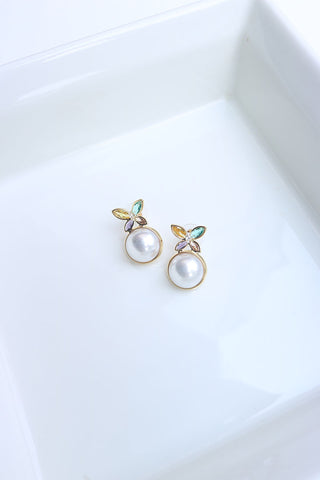 Multi Pearl Studs