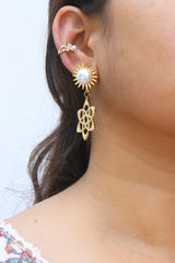 Flower Pearl Ear Clip