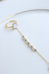 White Flower Pearls Hand chain