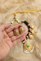 Antique Jadau Black Thread Set