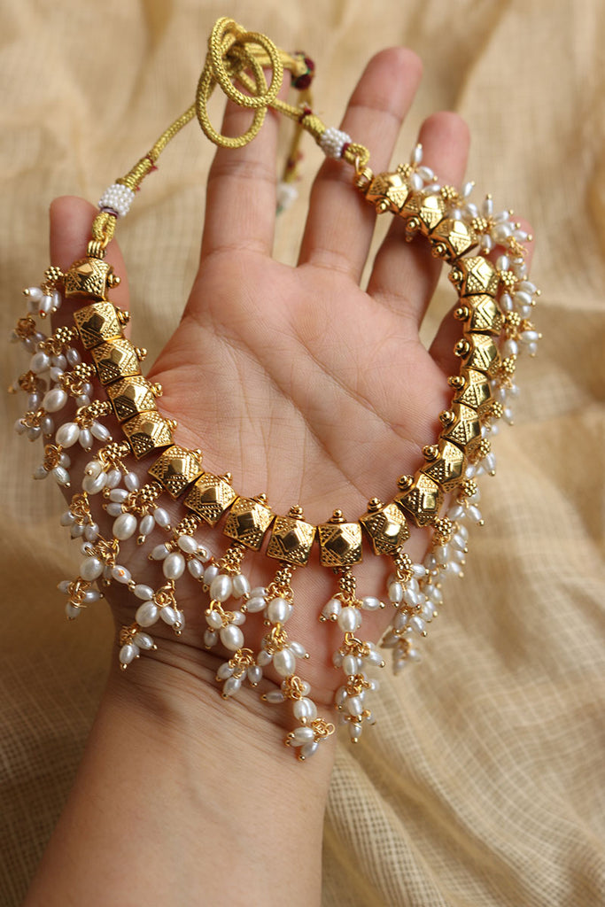 Pearl bunch necklace discount