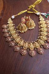 Lakshmi Circle Flowers Temple Set
