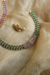AD Ovals Close Neck Set