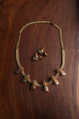 Antique Kairi Cluster Necklace