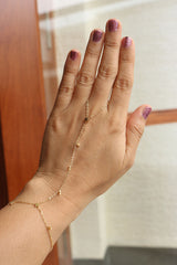 Dainty Stars Handchain
