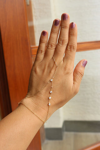 Dainty Stone Handchain