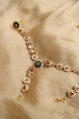 Chaand Pachi Kundan Haathphool