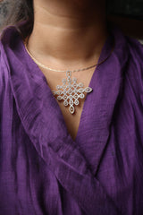 Diamond Twister Pendant Set