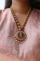 Krishna Maala Pendant set