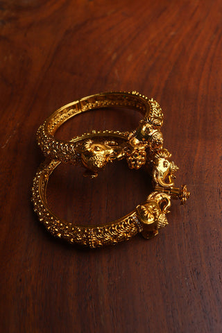 Antique Haathi Kadas